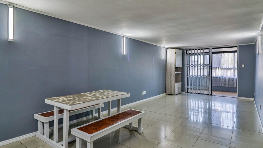 2 Bedroom Property for Sale in Gansbaai Central Western Cape